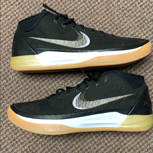 nike kobe ad size 13